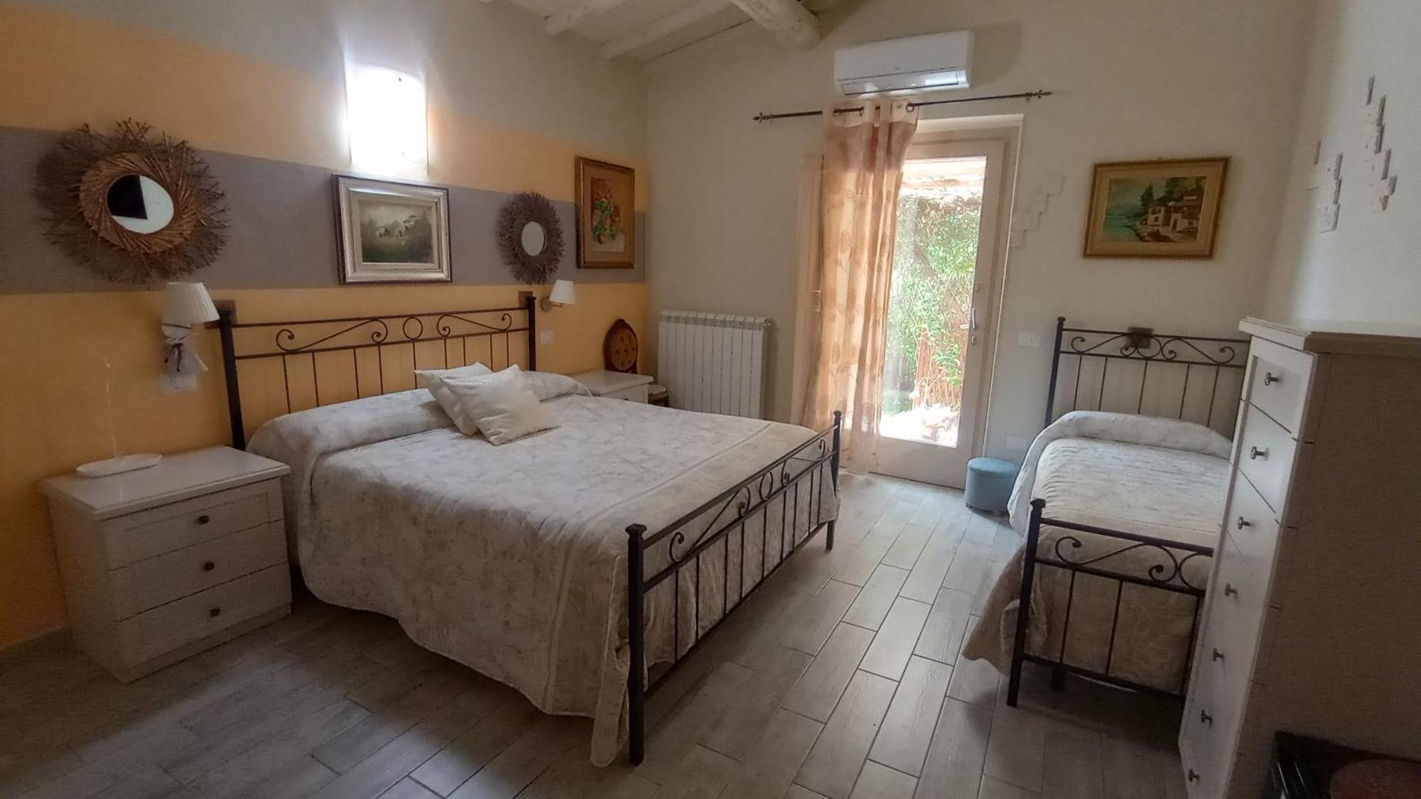 Il Lavandeto - Farmhouse In The City Siena Exterior photo